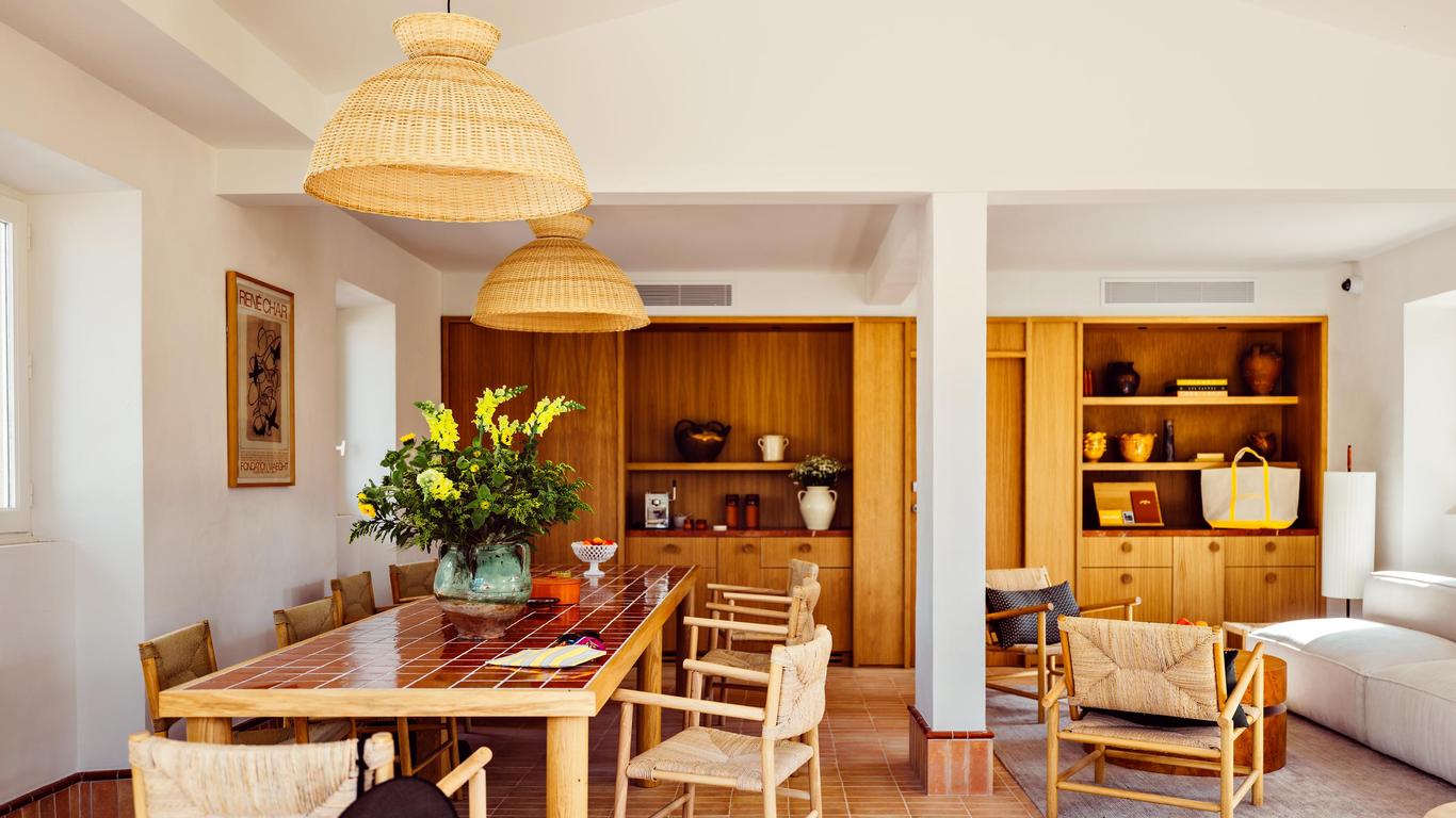 كابيلونج، فندق بوميه