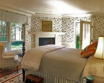 The Whalewalk Inn & Spa - Eastham - Bedroom