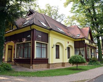 Villa Hotel - Debrecen - Bina
