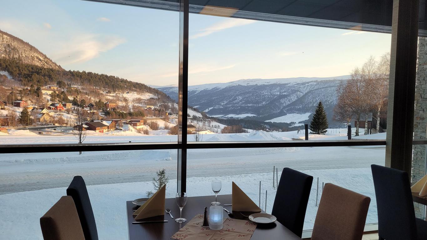 فندق دومباس