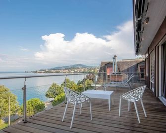 La Rouvenaz - Montreux - Balkong