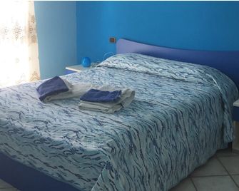 Villa Acquamarina - Calasetta - Bedroom