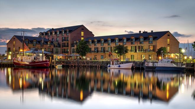 Hafenhotel Meereszeiten 129 2 0 9 Heiligenhafen Hotel Deals