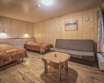 Padu Hotell - Kärdla - Servicio de la habitación