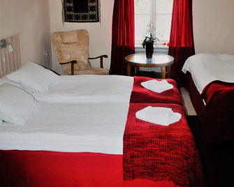 Solsta Towers - Asarum - Schlafzimmer