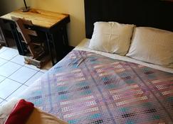 Casa I'X - Hostel - Quetzaltenango - Slaapkamer