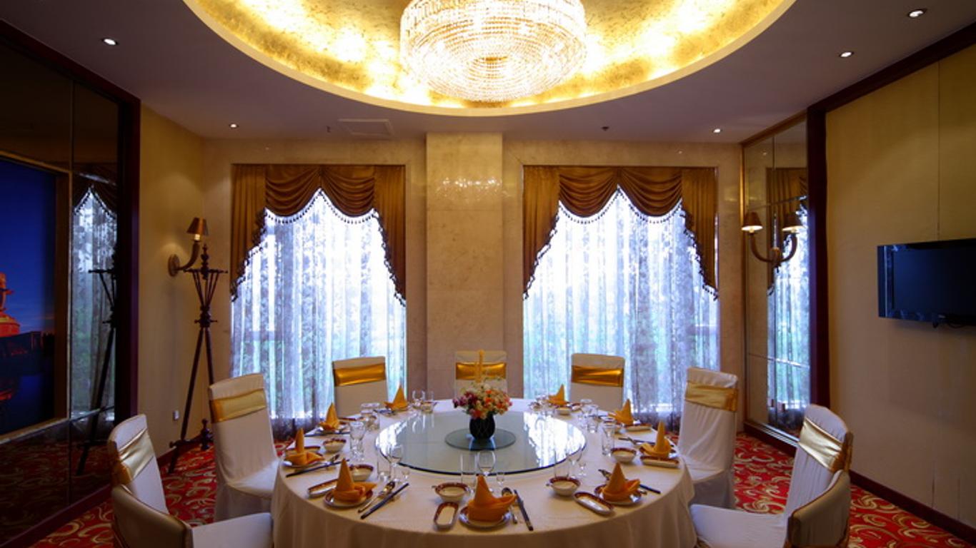 Emeishan Hot Spring Hotel