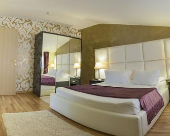 Hotel Corvaris - Bucharest - Bedroom