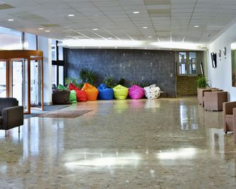 Hotel Expo - ברטיסלבה - לובי