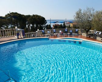 Hotel Tomi - Portorož - Pool