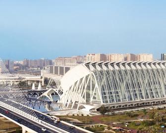 Hotel Ilunion Aqua 4 - Valencia - Gebouw