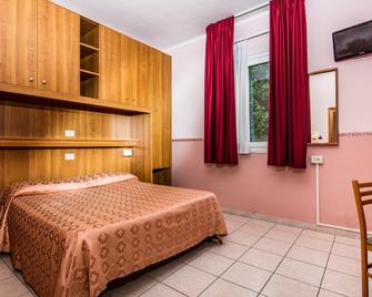 Hotel Al ponte - Lignano Sabbiadoro - Bedroom