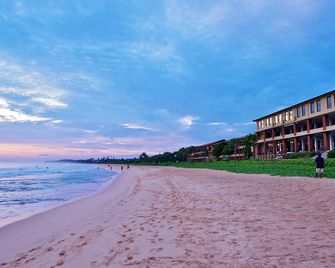 The Long Beach Resort & Spa - קוגאלה - בניין