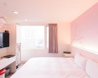 Kiwi Express Hotel - Zhong Zheng Branch - Taichung - Habitación