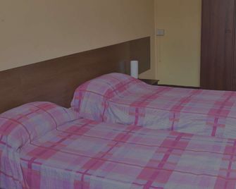 Trattoria dei Pani Albergo - Ventimiglia - Slaapkamer