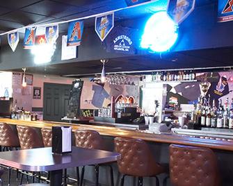 Ez 8 Motel Airporter - פיניקס - בר