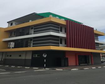 Premierz Hotel - Labuan - Edificio