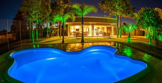 Viageiro Casa Hotel - Pelotas - Pool