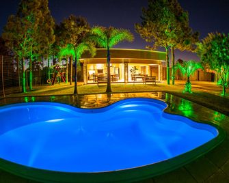 Viageiro Hotel - Pelotas - Pool