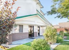 Magnuson Hotel Fort Wayne North - Coliseum - Fort Wayne - Rakennus