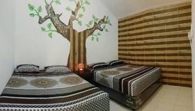 Otu Hostel By Ostic - Yogyakarta - Bedroom