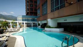 Berjaya Penang Hotel - George Town - Pool