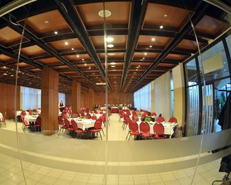 Dobre Miejsce Dom Rekolekcyjny - Varsovie - Salle à manger