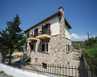 Filimon Guesthouse Villa - Stavroupoli - Edifício