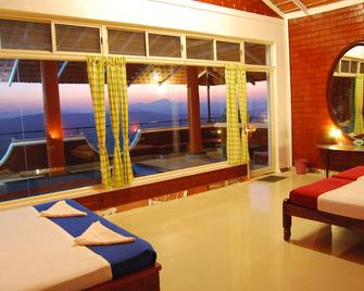 Eagle Eye Resorts - Chikamagalur - Balcony