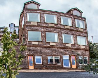 Three Arch Inn - Oceanside - Edificio