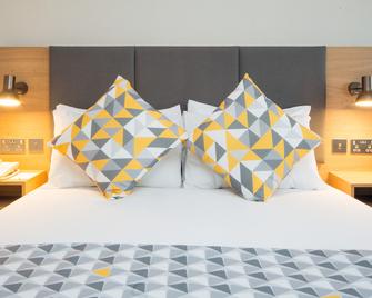 Holiday Inn London - Gatwick Airport - Gatwick - Bedroom
