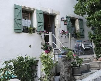 Le Laurier Blanc - B&B - Portel-des-Corbières - Edificio