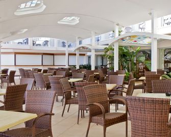 Minura Sur Menorca - Sant Lluis - Restaurant