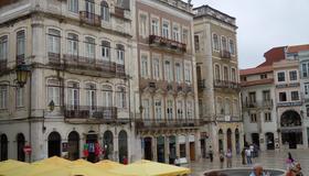 Pensão Santa Cruz - Coimbra - Building