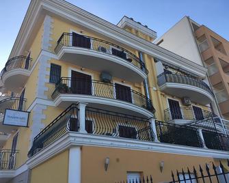 Traiano Suite - Margherita di Savoia - Edificio