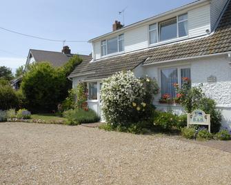 Crete Down Guest House - Folkestone - Building