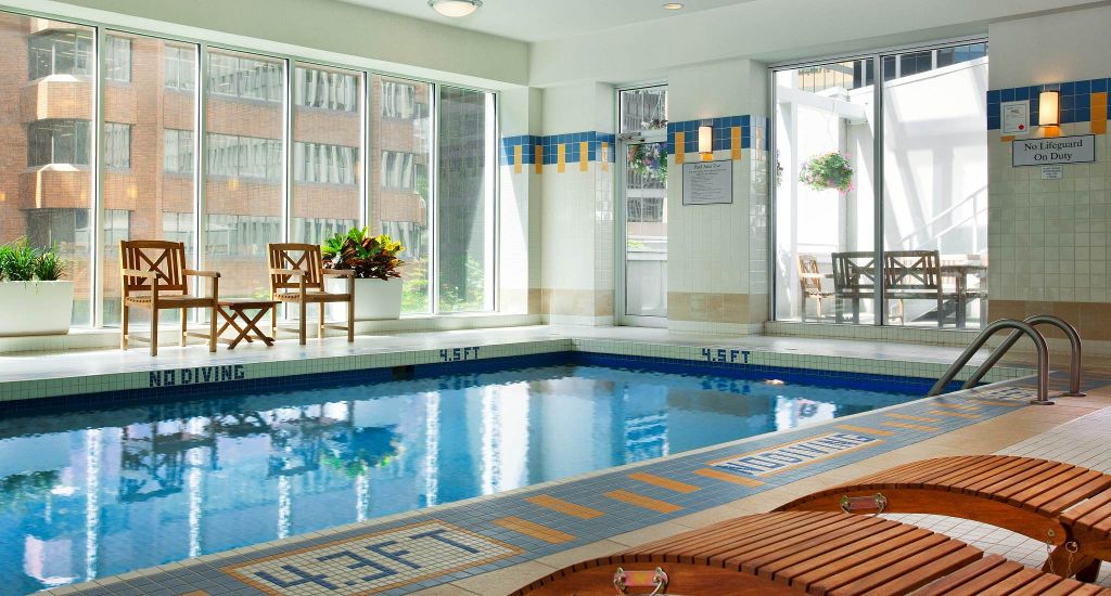 Vancouver Marriott Pinnacle Downtown Hotel - Vancouver - Havuz