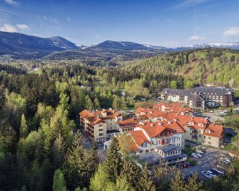 Instytut Zdrowia Sofra Fit & Spa - Karpacz - Vista esterna