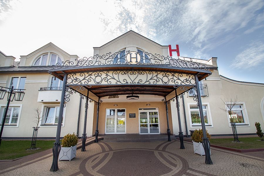 Hotel Lotos - Biala Podlaska - Edificio