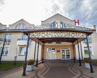 Hotel Lotos - Biala Podlaska - Edificio