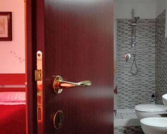 Camere 'Riviera di Ulisse' - Minturno - Koupelna