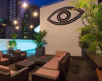 The Picasso Boutique Serviced Residences Managed By Hii - Makati - Pátio