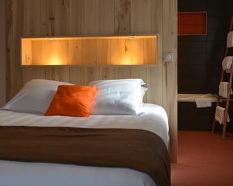 Les Chambres de l'Ady - Valady - Bedroom