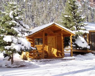 Ouray Riverside Resort - Ouray - Building