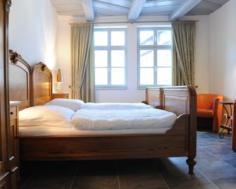 Pension Typisch Naumburg - Naumburg - Schlafzimmer