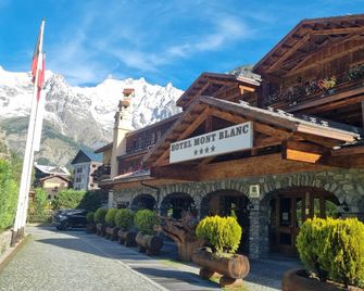 iH Hotels Courmayeur Mont Blanc - קורמאיור - בניין