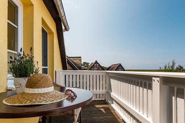 Haus Nordlicht 71 9 9 Ahrenshoop Hotel Deals Reviews Kayak