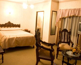 Hostal Sucre - Sucre - Habitación