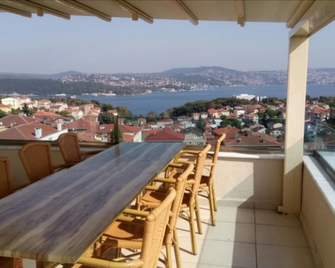 Tarabya Palace Suites - איסטנבול - מרפסת