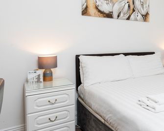 Blue Shutters - Poole - Schlafzimmer